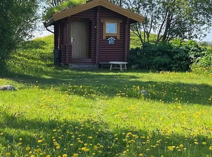 Gardshytten, Dverbergveien 143 *